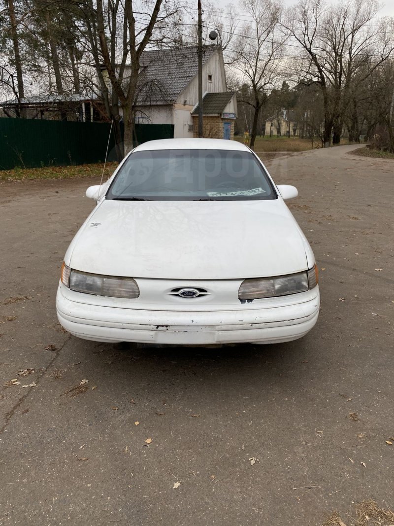 Ford Taurus 1997 салон