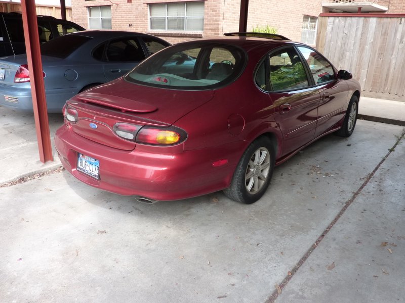 Ford Taurus 1995 3.0 автомат