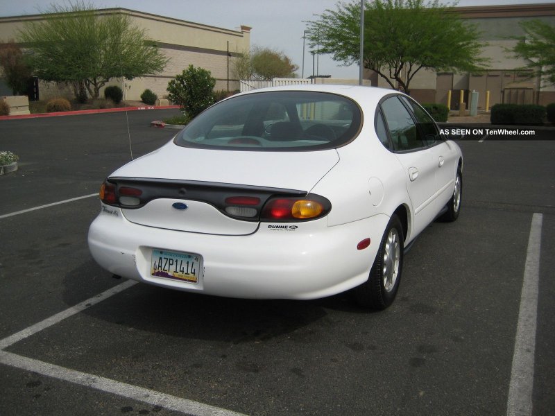 Ford Taurus LX