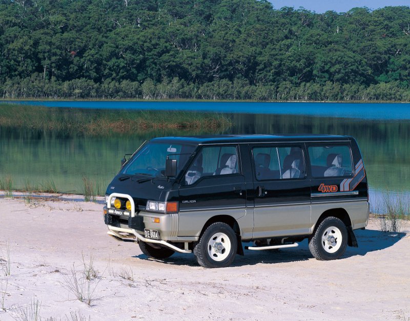 Mitsubishi Delica Wagon
