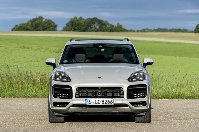Porsche Cayenne 2022
