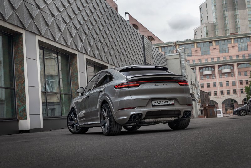Porsche Cayenne 2022