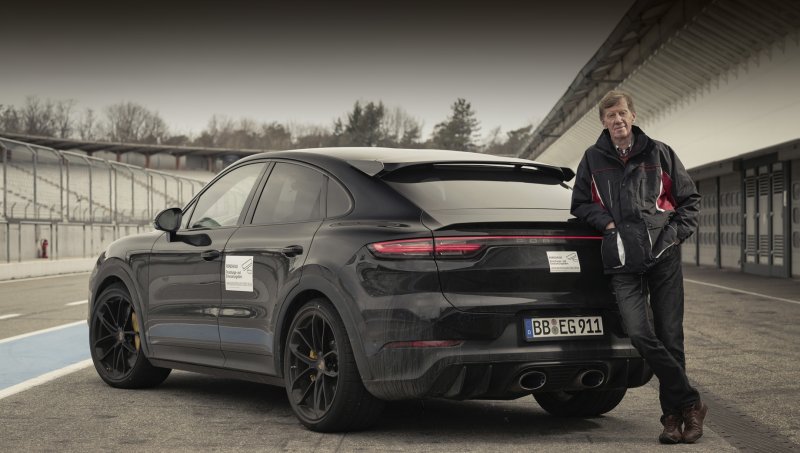 Porsche Cayenne Turbo s 2022