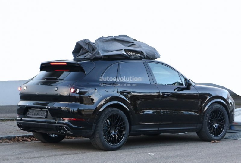 Porsche Cayenne 2022