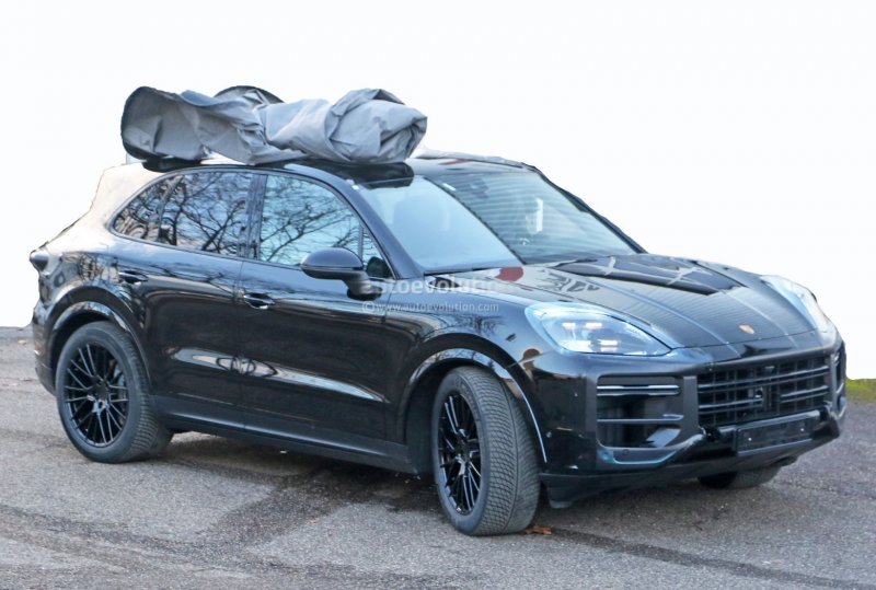 Porsche Cayenne 2022 Рестайлинг