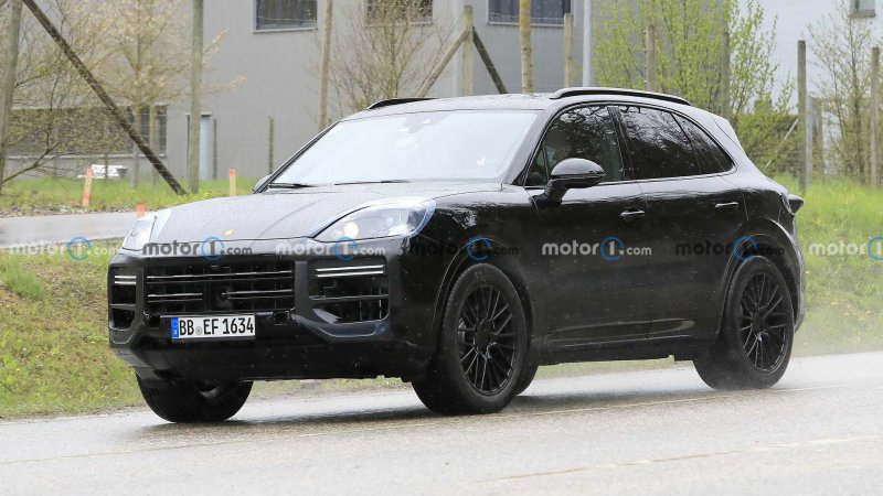 Porsche Cayenne Turbo s e-Hybrid Coupe