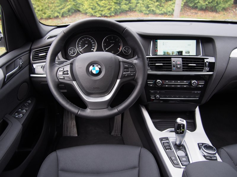 BMW x3 2012 салон