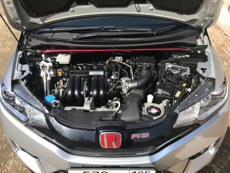 Honda Fit 1.5 двиг
