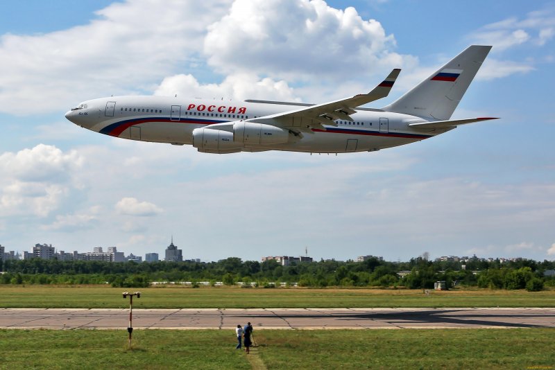 Самолет Россия ил 96