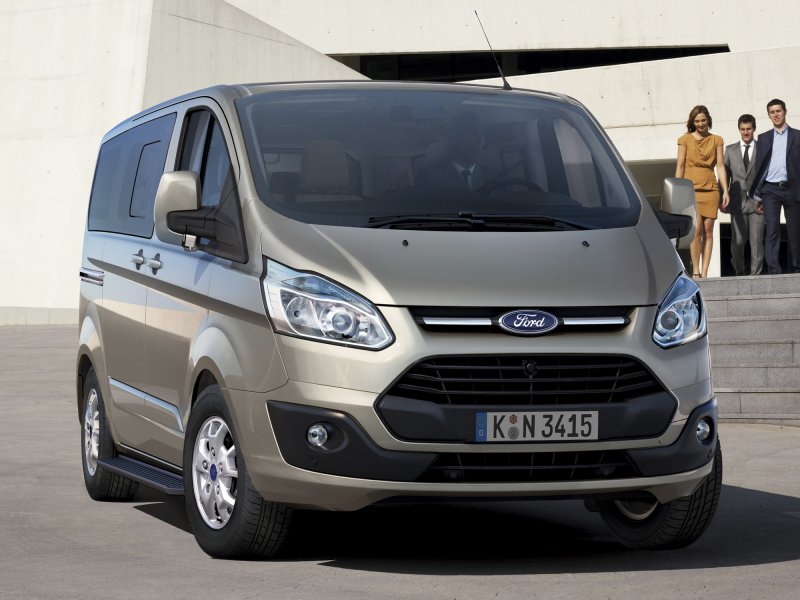 Ford Tourneo Custom 2012