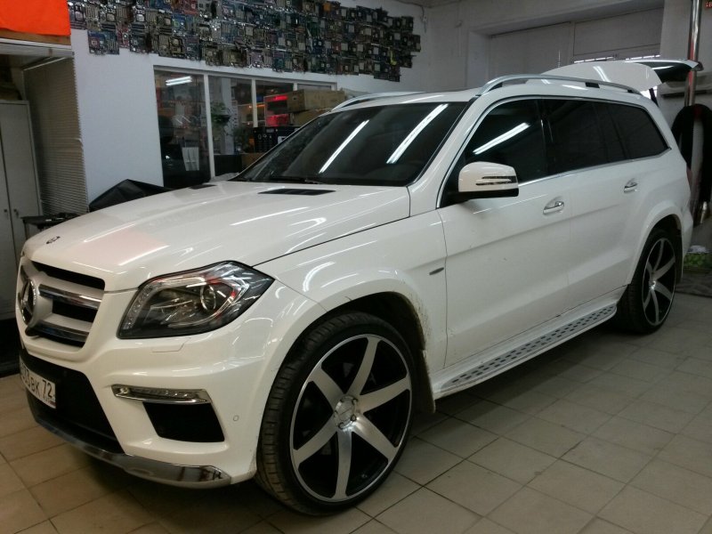 Mercedes-Benz gl 400 4m
