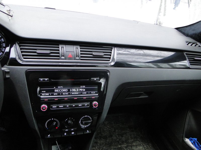 Skoda Rapid 2017 салон