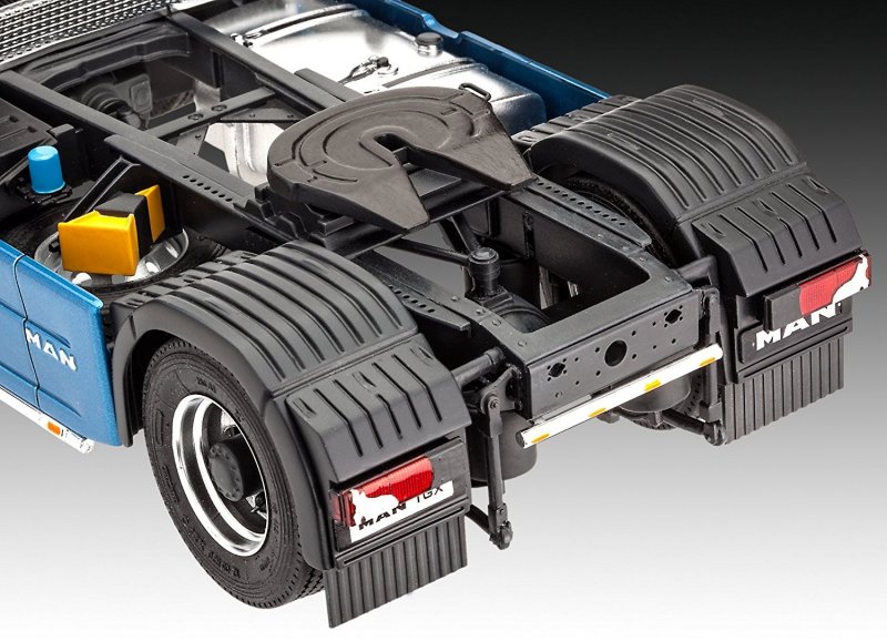 Сборная модель Revell man TGX XLX (07426) 1:24