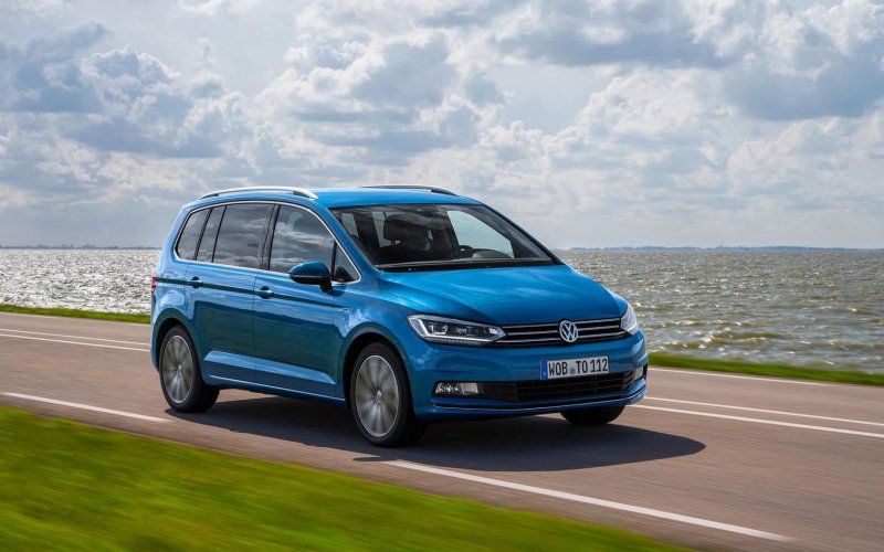 Минивэн Volkswagen Touran