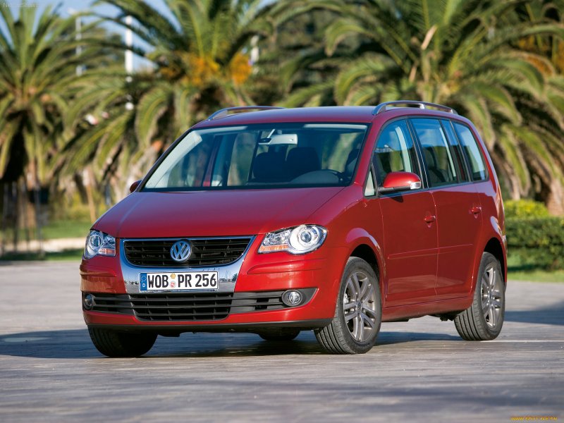 VW Touran 2