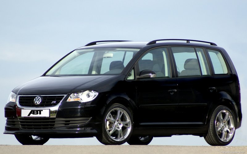 Volkswagen Touran 2010 года