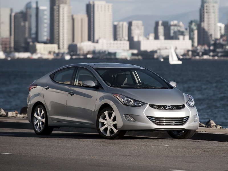 Hyundai Elantra 5