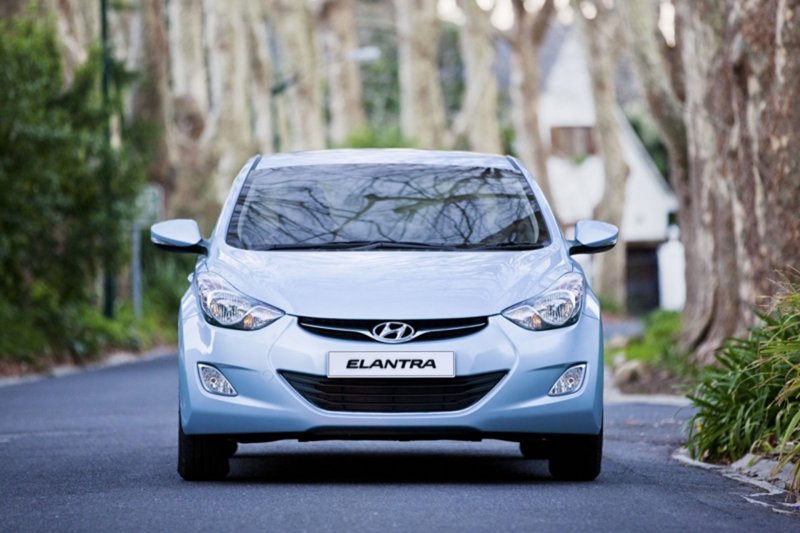 Hyundai Elantra 5
