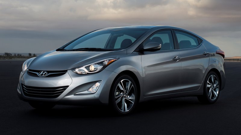 Hyundai Elantra 5