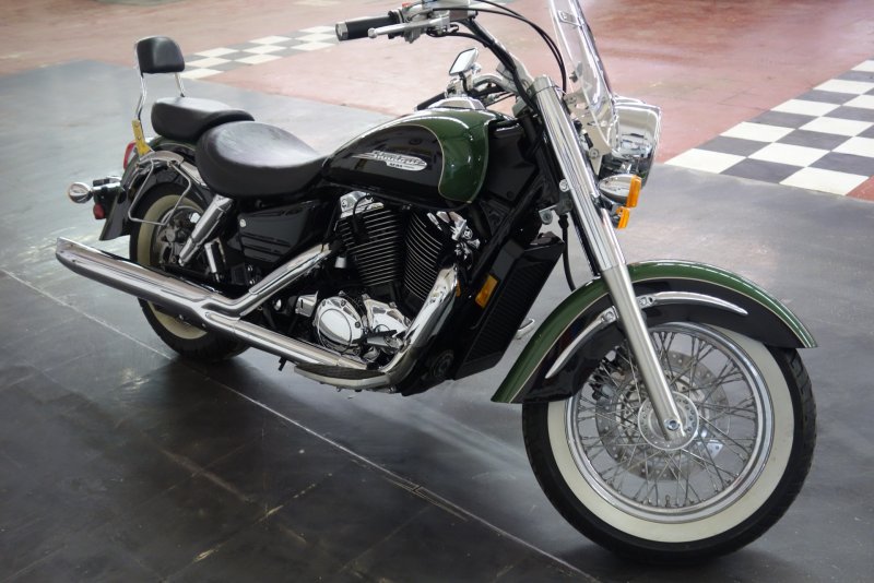 Honda Shadow Sabre 750