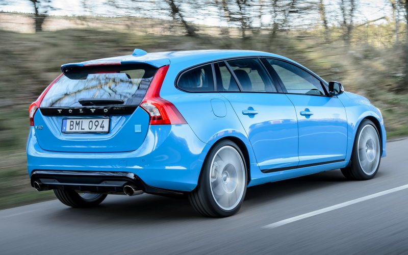 Volvo v40 2015