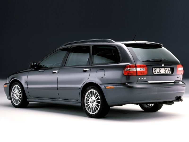 Volvo v40 1999