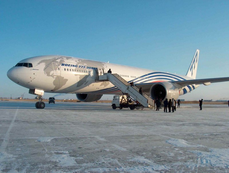 Авиакомпания Якутия Боинг 737-700