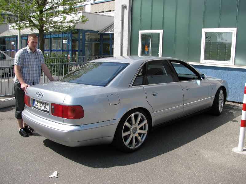 Audi s8 d2 1997