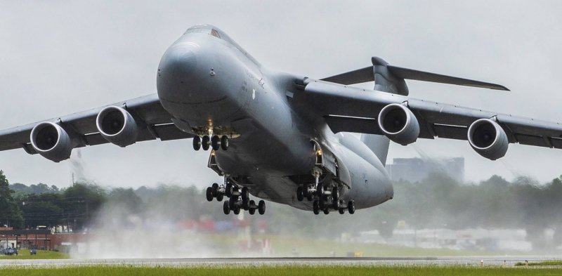 C5 Galaxy vs АН 124
