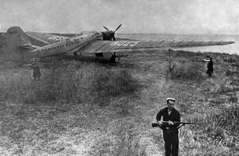 Самолет Чкалова ант 25