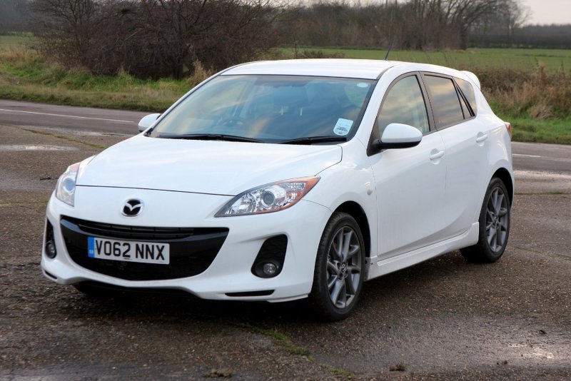 Mazda 3 III хэтчбек