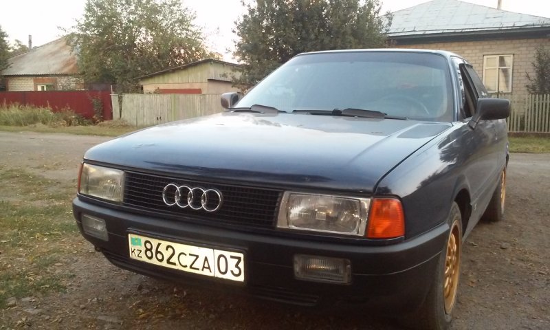 Audi 80 b3 in Village