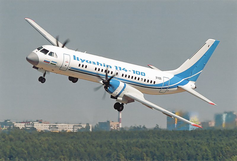 Ил-114 пассажирский самолёт