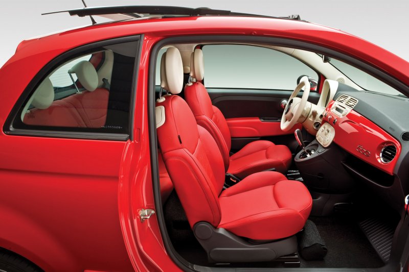 Fiat 500 салон внутри