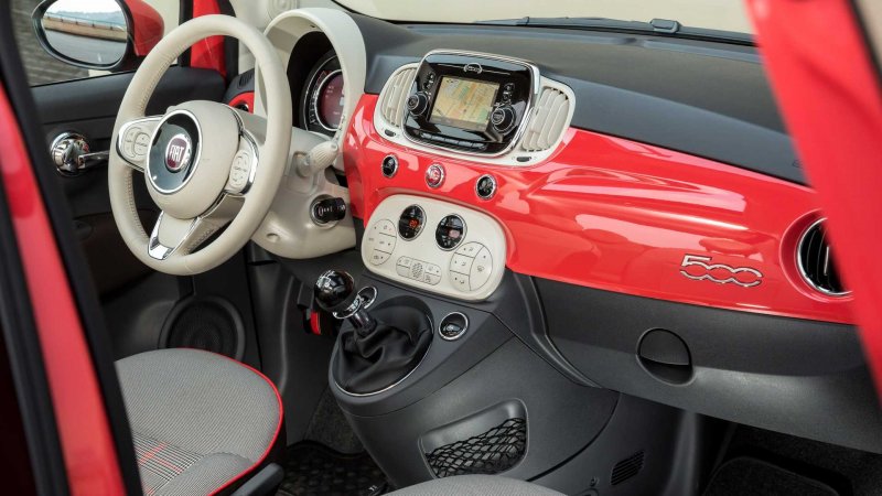 Fiat 500 Interior
