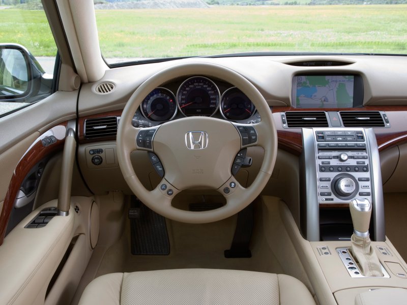 Honda Legend 2010