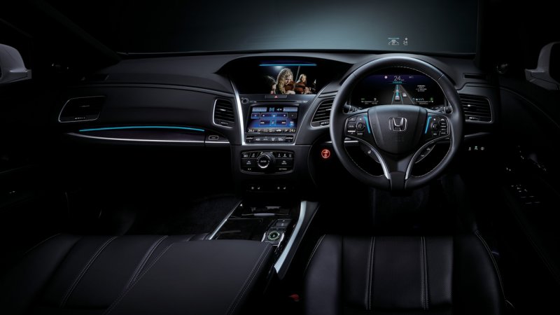 Honda Legend 4