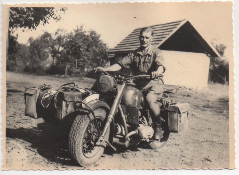 Мотоцикл BMW r75 ww2