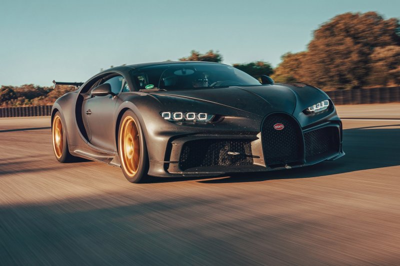 Bugatti значок