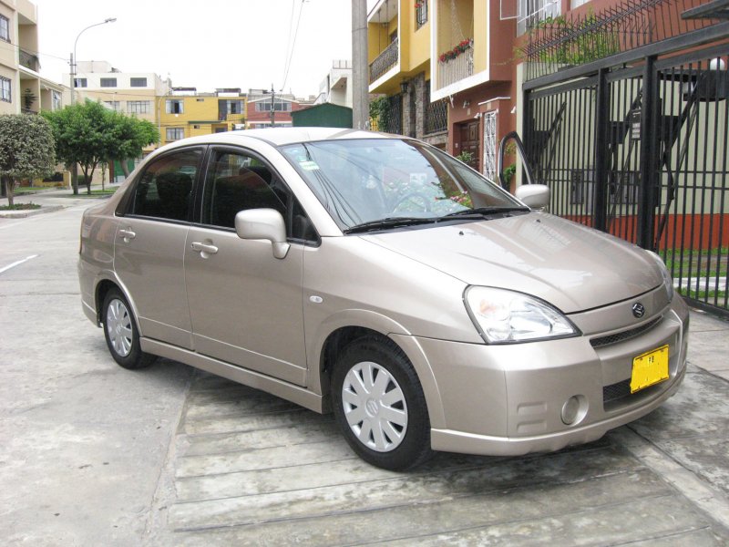 Suzuki Aerio 2003 седан