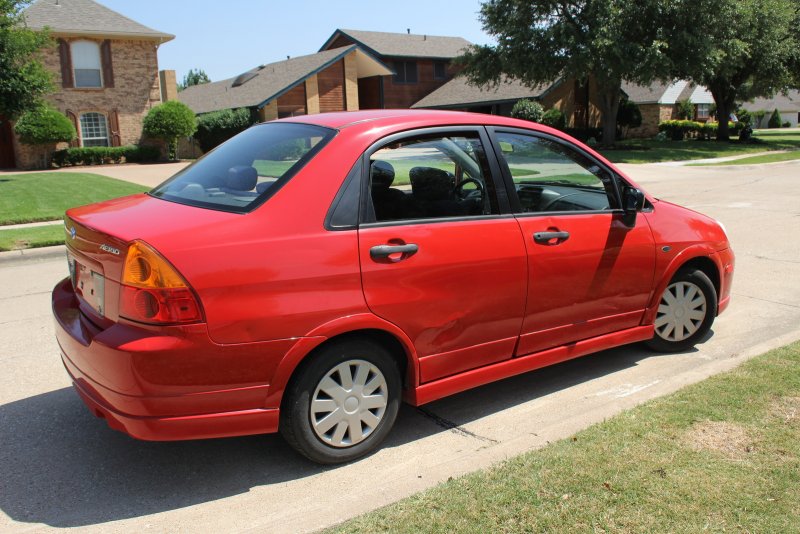 Suzuki Aerio 2002