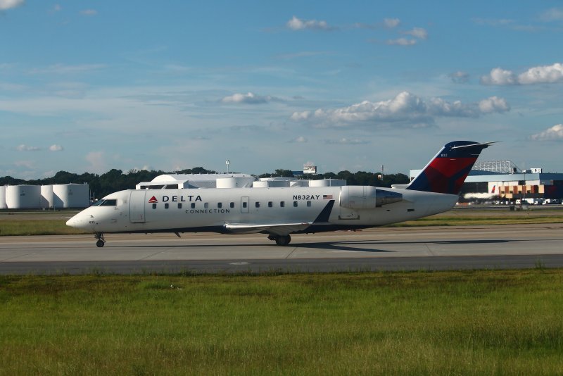 Самолёт Бомбардье CRJ-100/200