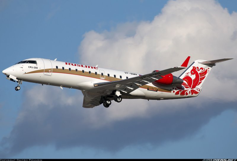 Bombardier crj200 РУСЛАЙН фотосалон