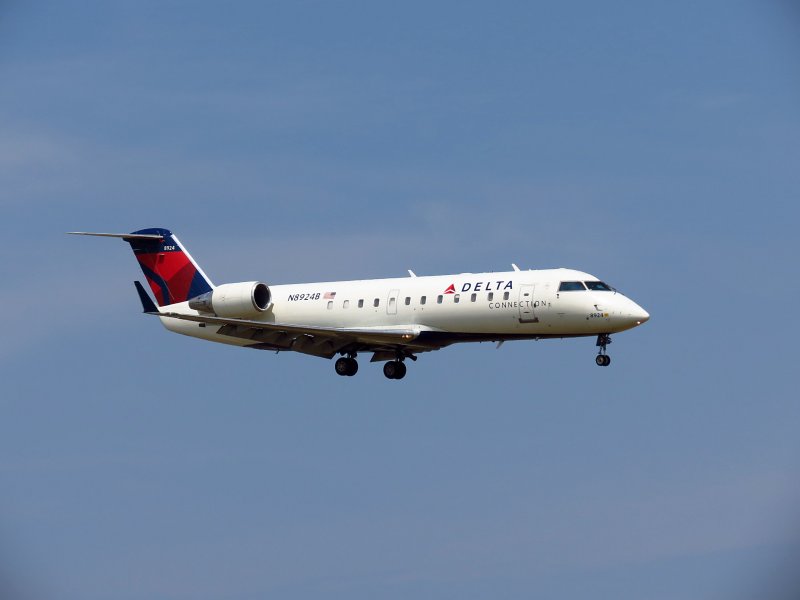 Mitsubishi CRJ-200er ИРАЭРО