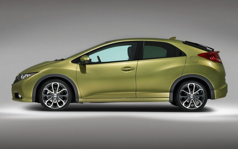Хонда Civic 4d 2012