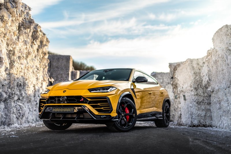 Lamborghini Urus 2020 желтый