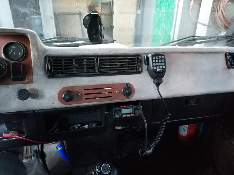 УАЗ 469 радиостанция