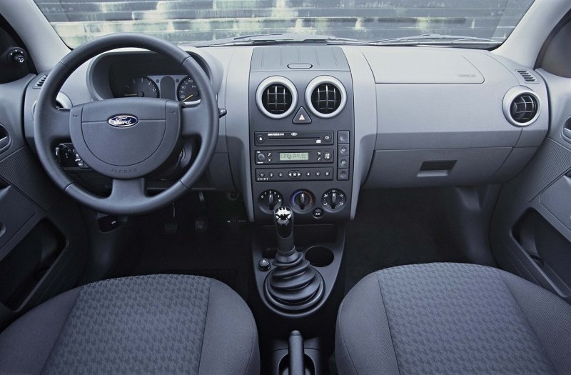 Ford Fusion 2005 салон