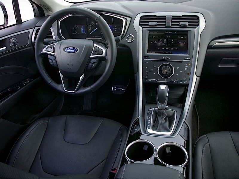 Ford Fusion 2014 салон