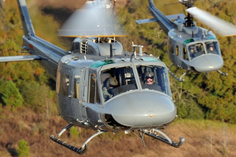 Uh 1h вертолет